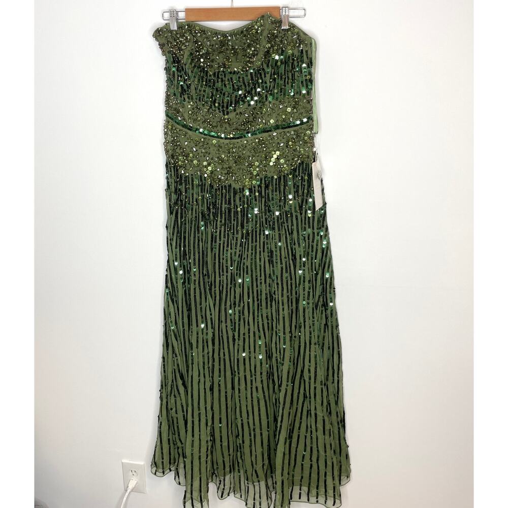 Mac Duggal Strapless Hand Embellished Beaded A Line Gown In Emerald 93915 14 New - Picture 2 of 15